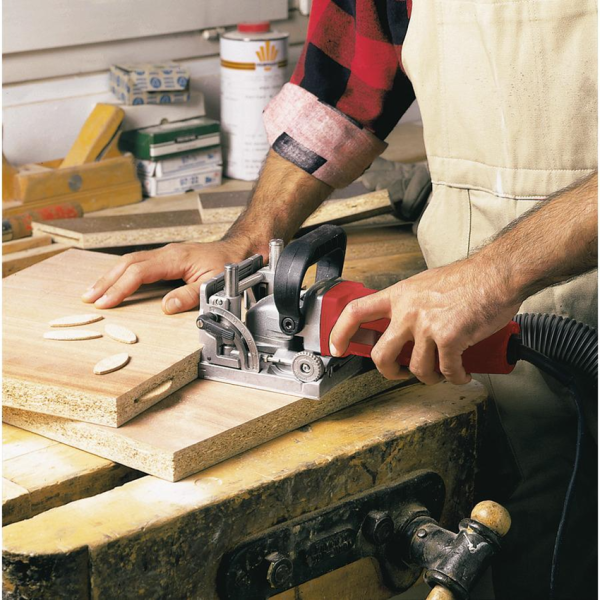 Кромочный фрезер Milwaukee PJ 710 4933378875