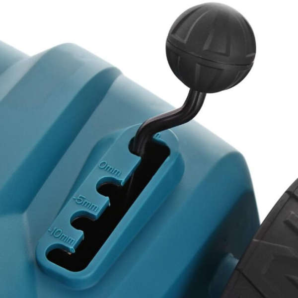 Электрический скарификатор MAKITA UV 3600 в Москве