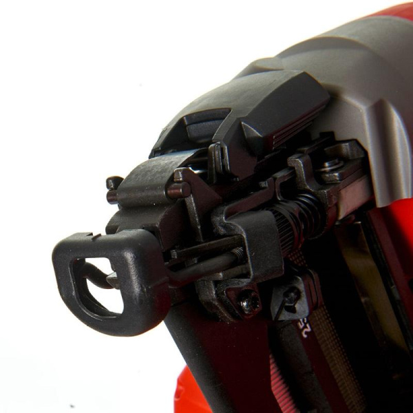 Аккумуляторный гвоздезабиватель Milwaukee M18 CN18GS-0X FUEL