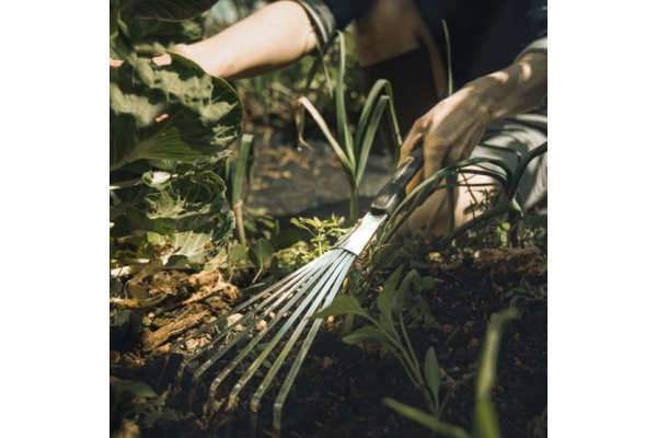 Грабли FISKARS Xact 1027044 в Москве 