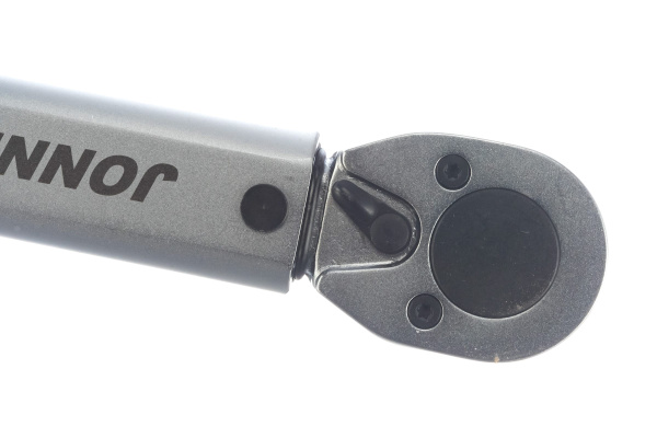 Ключ динамометрический JONNESWAY 1/2 50-350Нм T04250 047308 в Екатеринбурге 