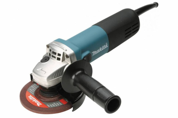 Угловая шлифовальная машина Makita 9558HNR в Екатеринбурге