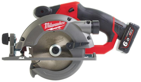 Аккумуляторная циркулярная пила Milwaukee M12 CCS44-602X FUEL 4933451512