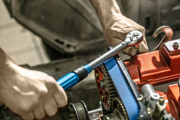 Ключ динамометрический HOEGERT 1/2 20-120Nm  HT1W712 в Екатеринбурге 