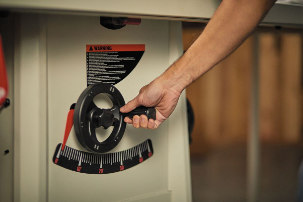 Циркулярная пила JET JPS-10TSL-M 725000K-RU в Екатеринбурге