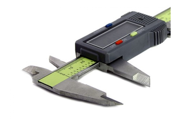 Штангенциркуль электронный с глубиномером Калиброн ШЦЦ-1-150 шаг 0,01  70465 в Екатеринбурге 