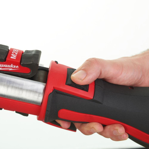 Аккумуляторный пресс-инструмент Milwaukee M18 BLHPT-202C V-SET (Li-Ion2Ач)