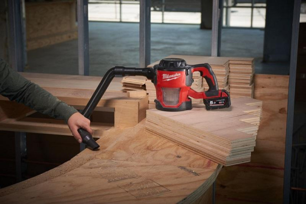 Пылесос Milwaukee M18 CV 4933459204
