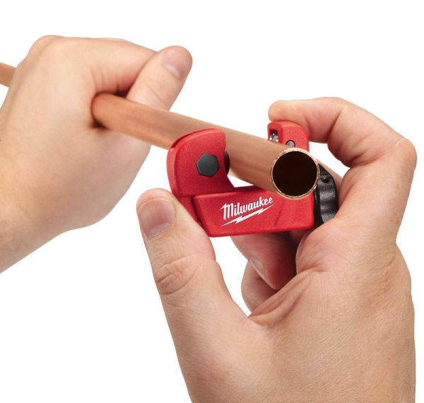 Труборез для медных труб Milwaukee Mini 3-28мм