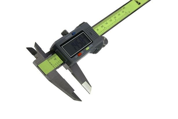 Штангенциркуль электронный с глубиномером "Калиброн" ШЦЦ-1-300 шаг 0,01 в Екатеринбурге 